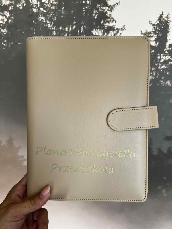 f670b28e-5821-4129-8e02-d342dd9f4453